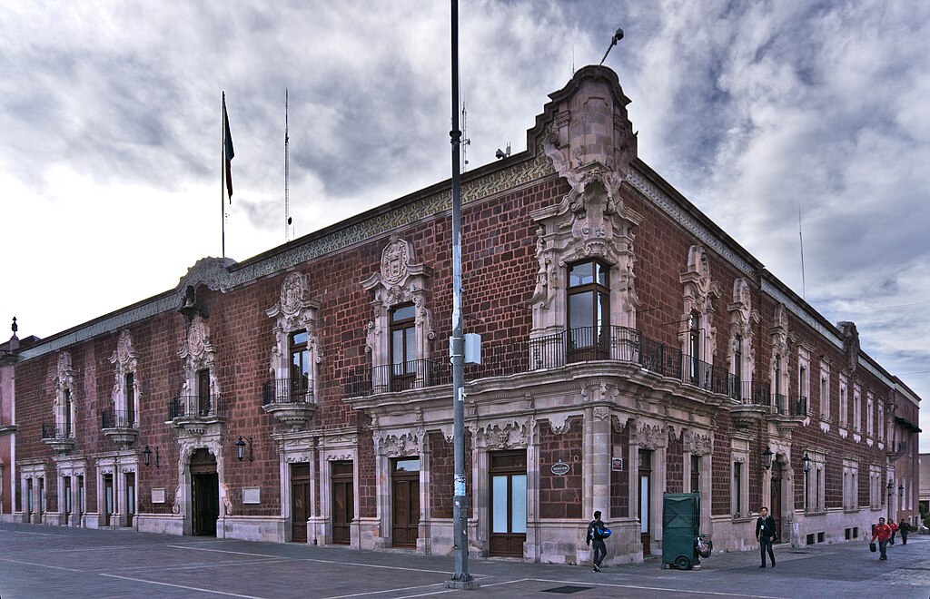 José Luis Mondragón Garibay, CC BY-SA 4.0 , via Wikimedia Commons
